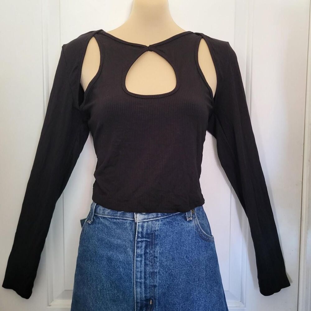 Shein Women's Black Crop-top
